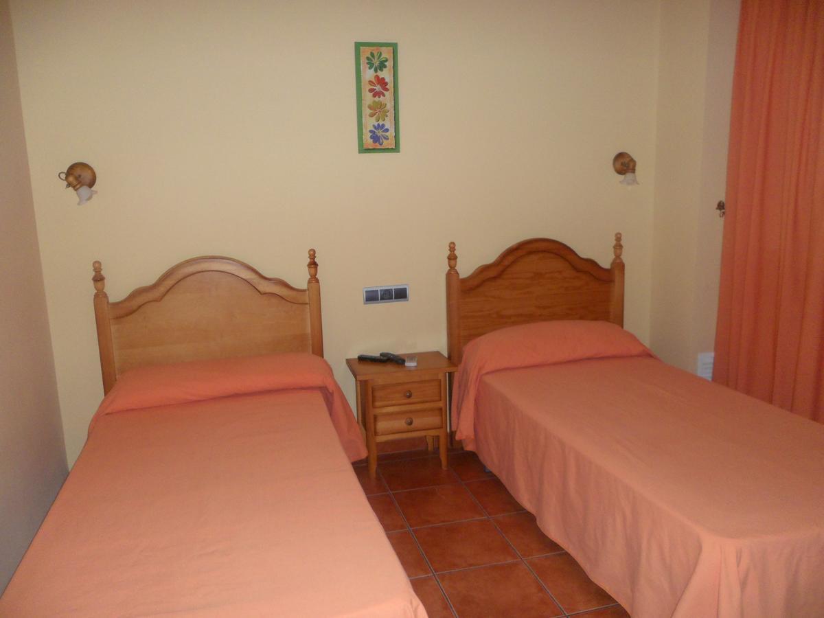 Hotel Rural La Encina Almadén Exteriör bild